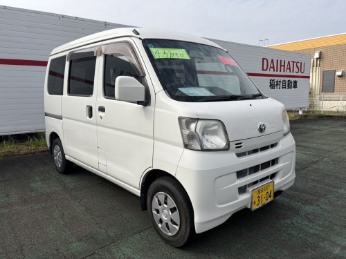 H26年式　トヨタ　ピクシスバン