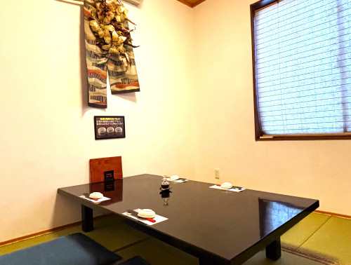 お座敷の個室　Please take off your shoes