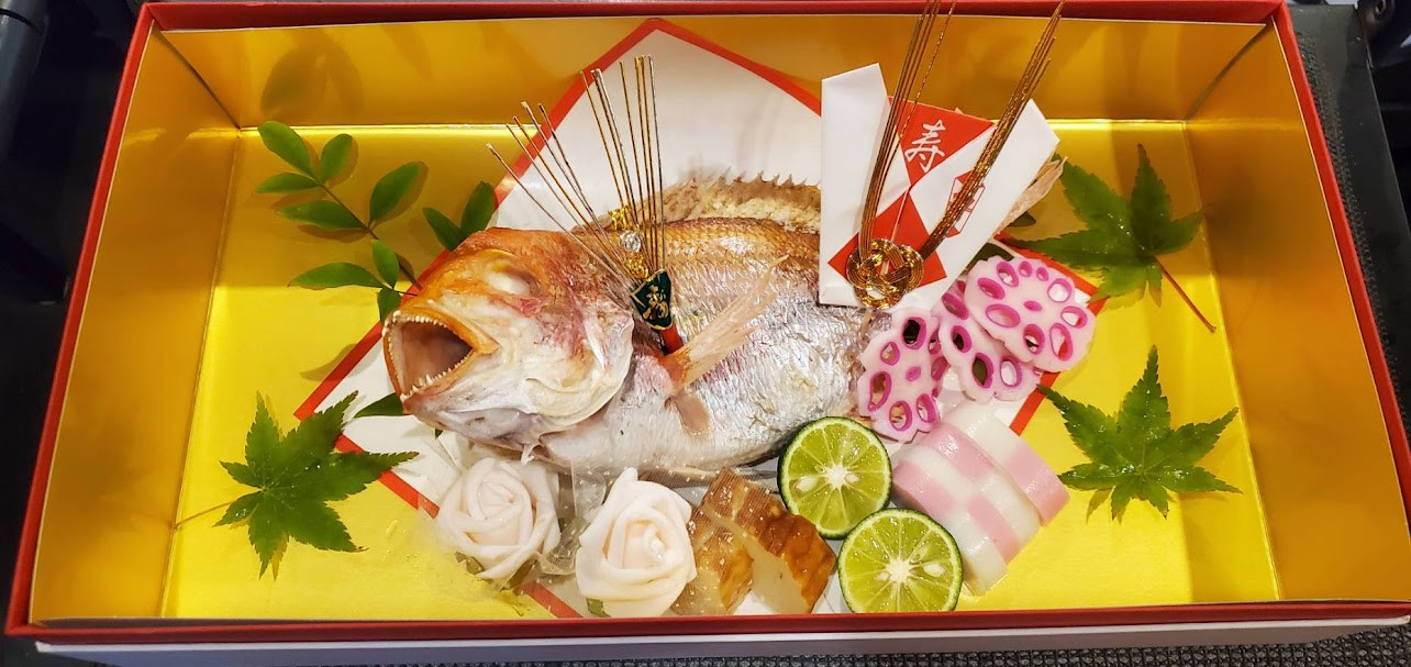 お持ち帰り　祝い箱いり鯛の御頭
