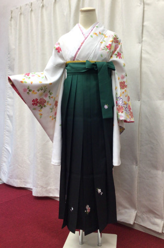 白と緑袴.jpg　全身.jpg