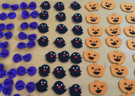 ハロウィンの飾りを。。。