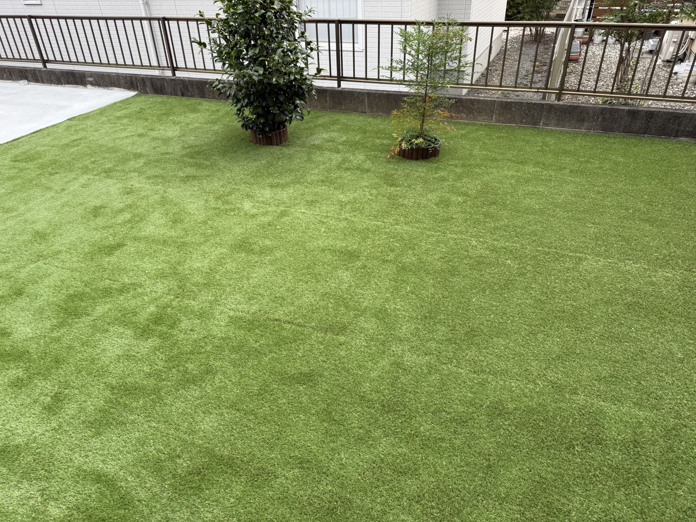 人工芝施工｜下地から自社施工