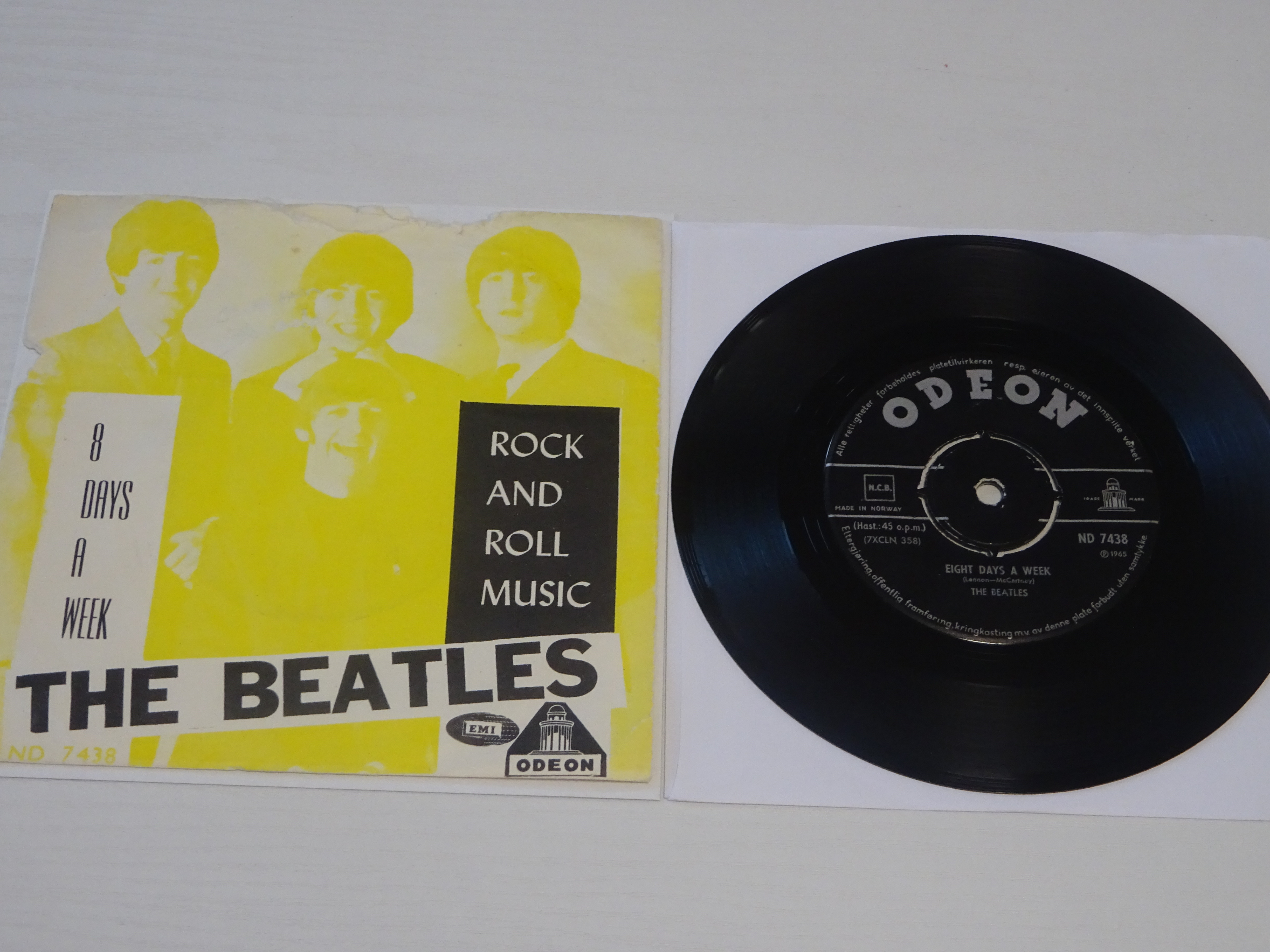 「EIGHT DAY'S A WEEK / ROCK AND ROLL MUSIC」　ウルトラ・レア！　ノルウェー・イエロー・スリーヴ！！！！！！！！！！！！！