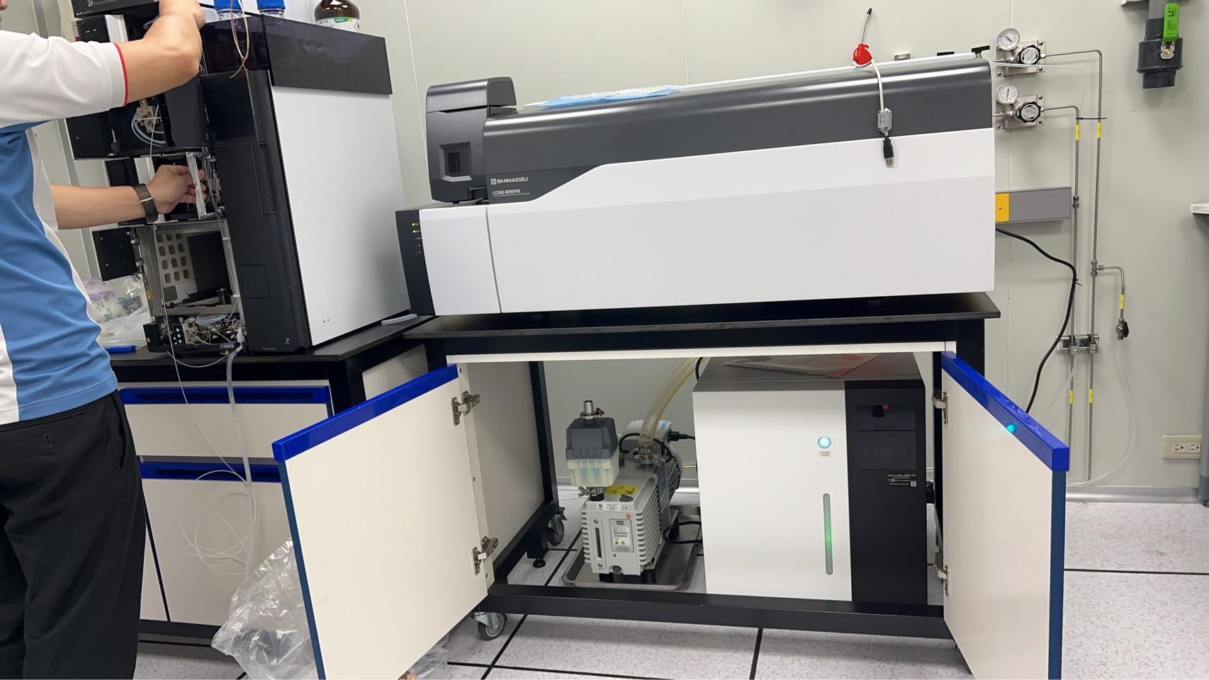 海外向け初納入　島津製作所製トリプル四重極LC/MS「LCMS-8050RX」用窒素ガス発生装置 納品のお知らせ