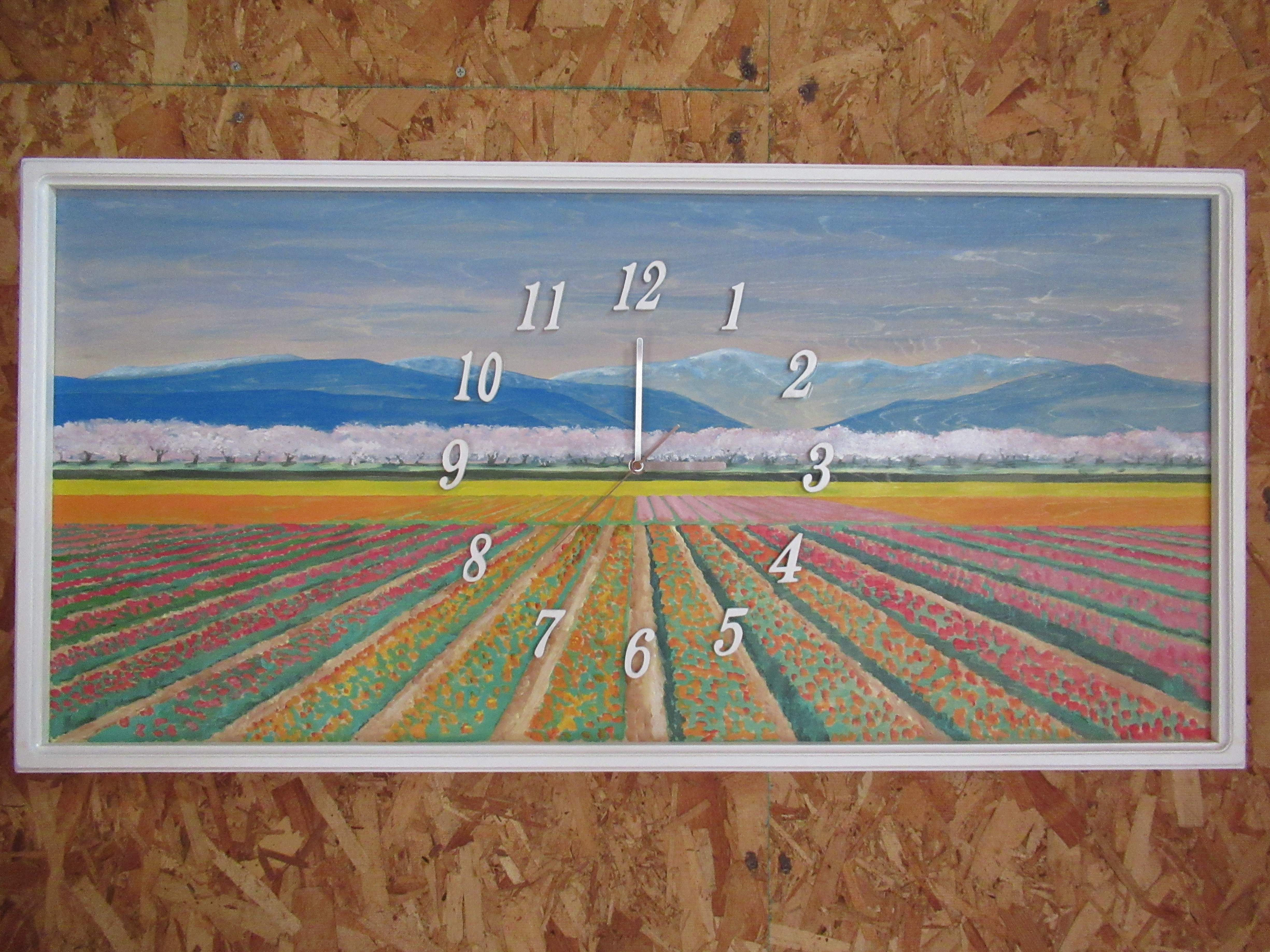 富山県『春の四重奏』をテーマにしたオーダー壁掛け時計の写真をアップしました。