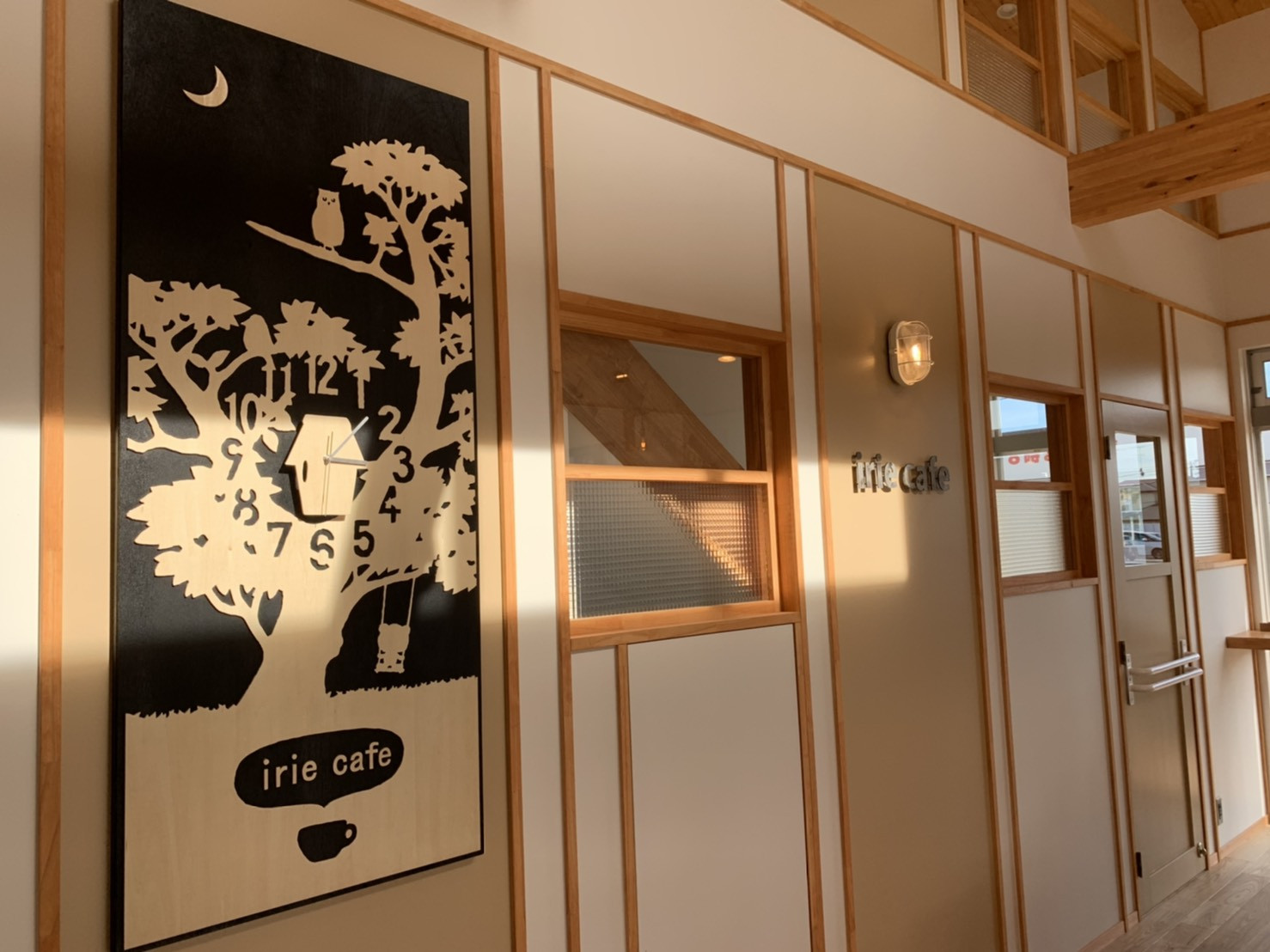 静岡県　irie cafe様　オリジナル壁掛け時計　写真をアップしました。