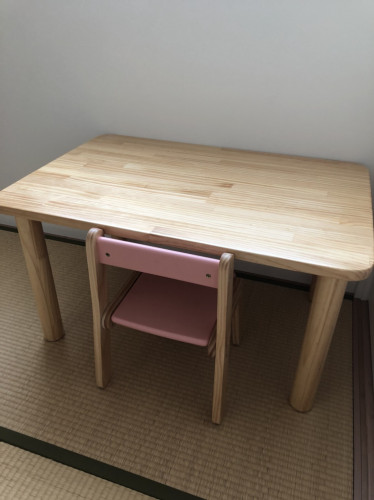 子供用テーブルをお作りしました。