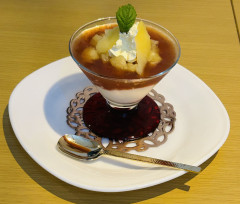 紅茶ゼリーとりんごのグラスデザート - コピー.jpg