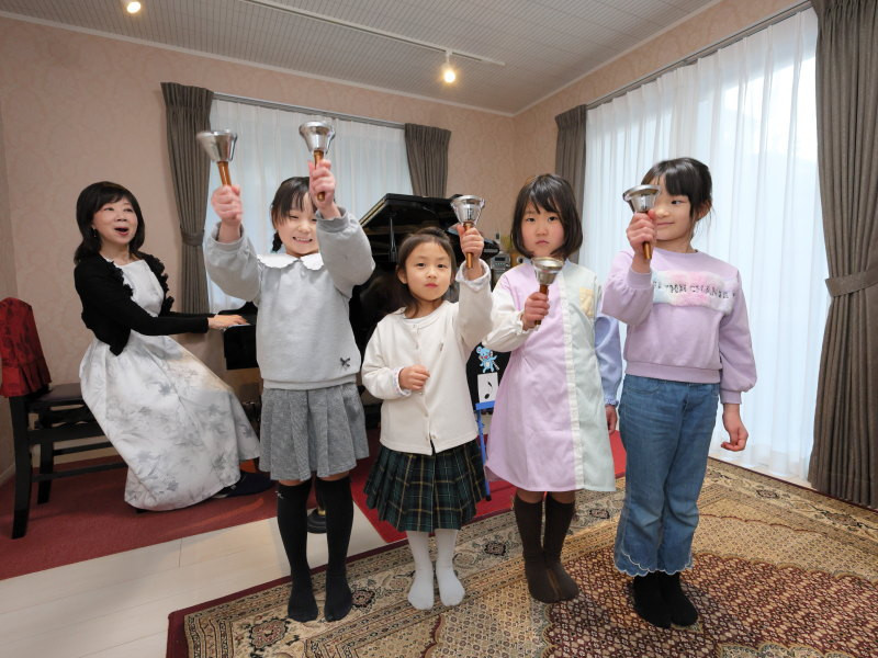 ハンドベル、楽しい！