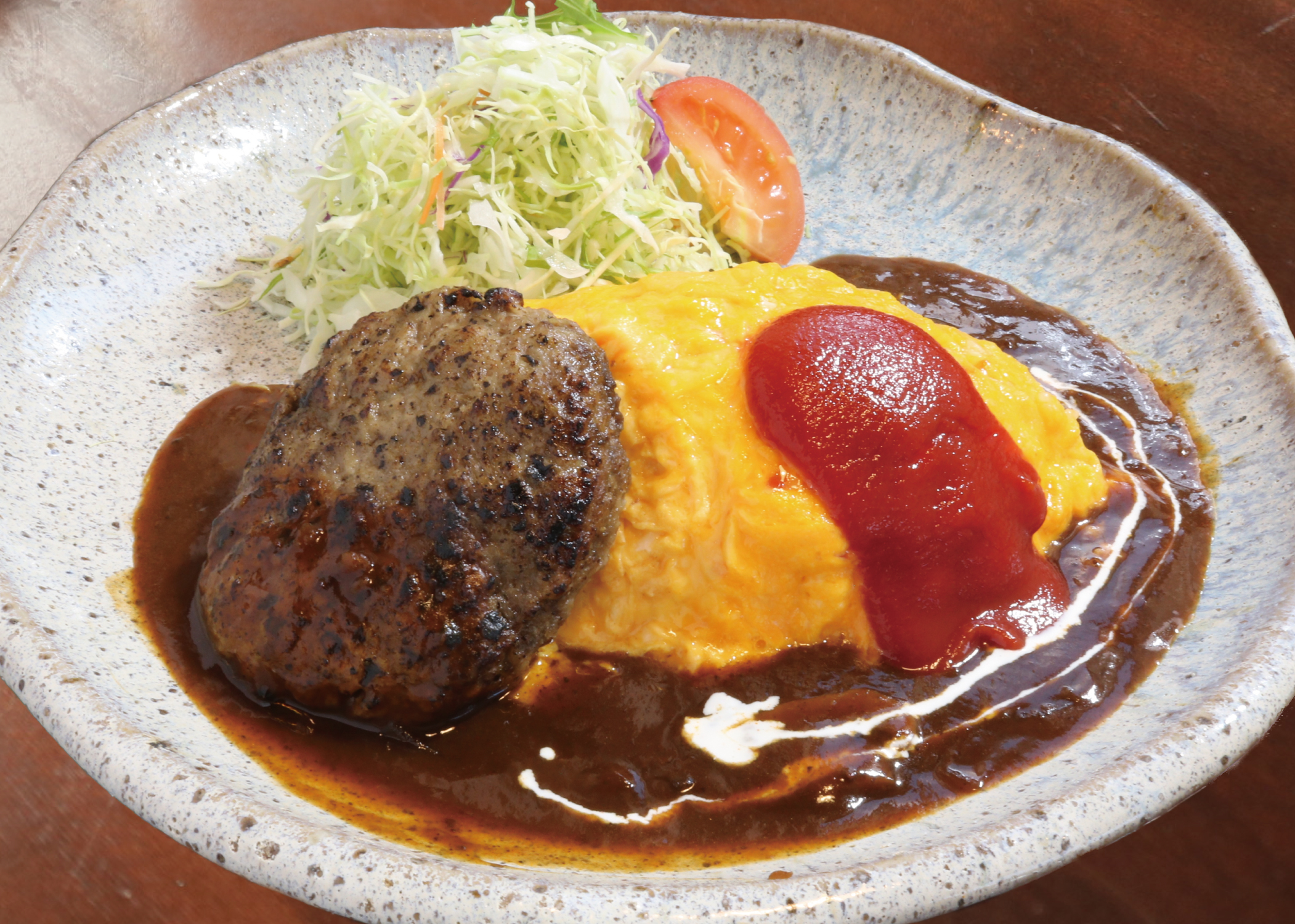 オムライス＆牛たんハンバーグ