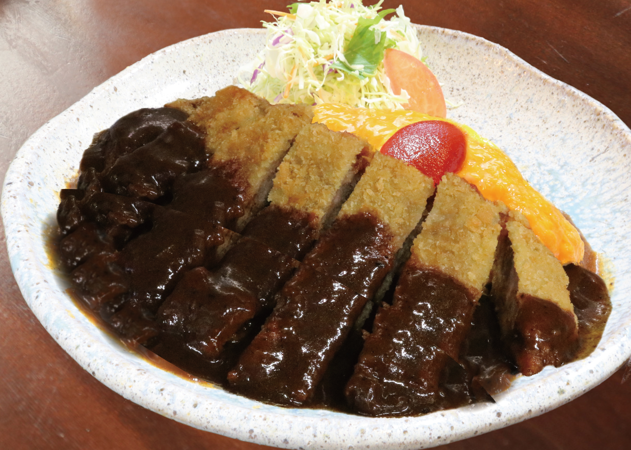 オムライス＆大きな牛カツレツ