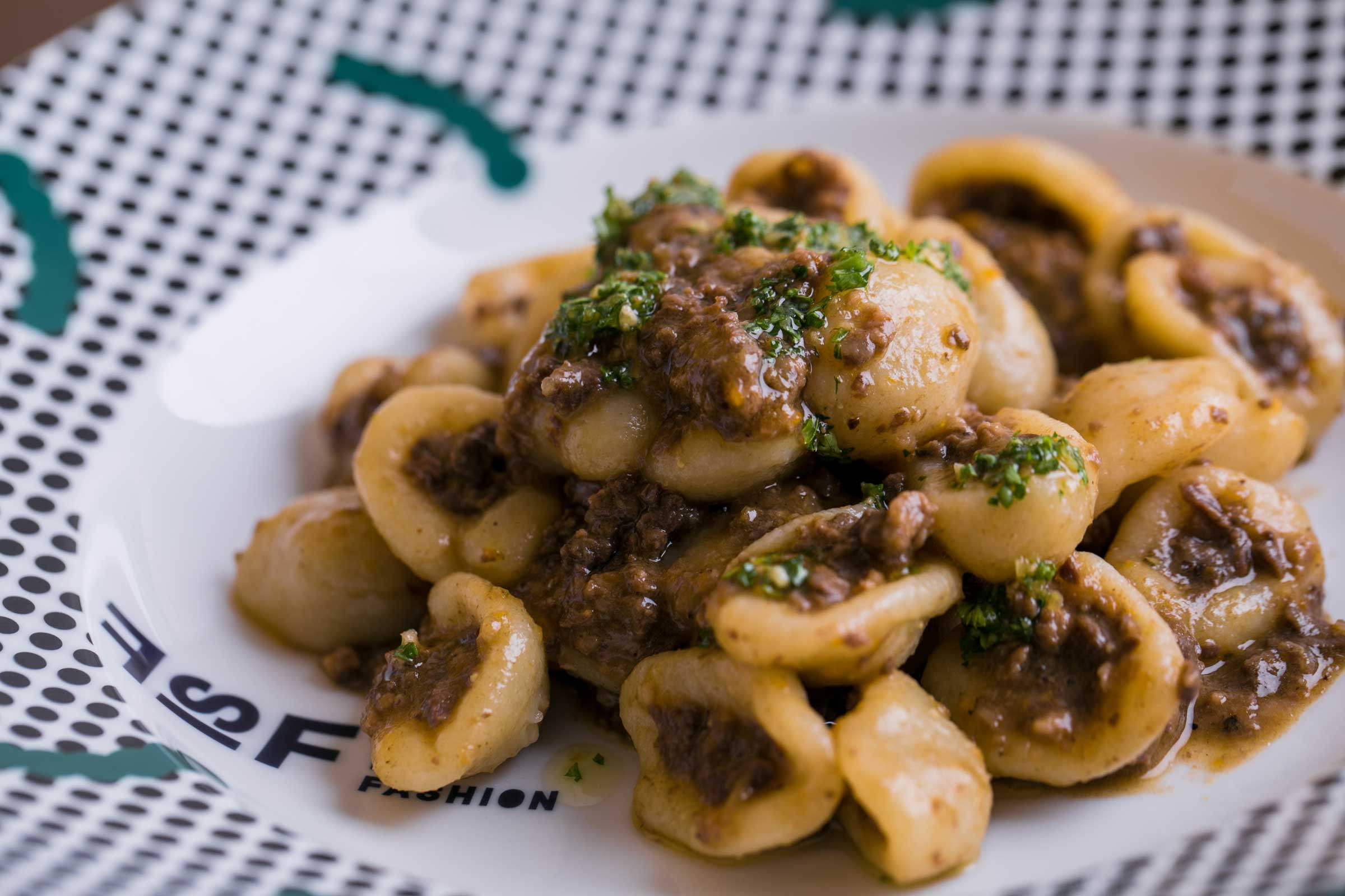自家製フジッリ ラグーソースパスタ｜難波のイタリアン Felicibo
