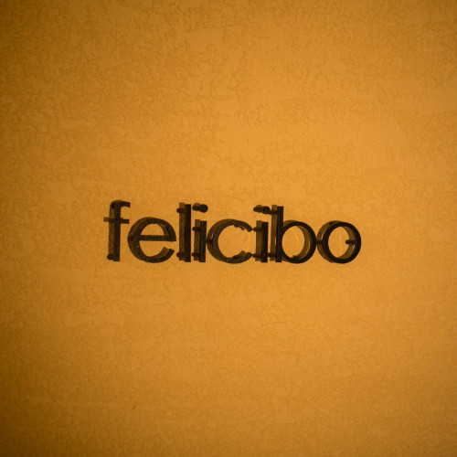 Felicibo 店舗ロゴ看板
