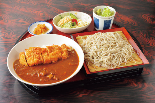 カツカレーセット