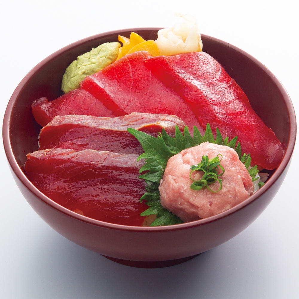 本格海鮮丼　鉄火づくし
