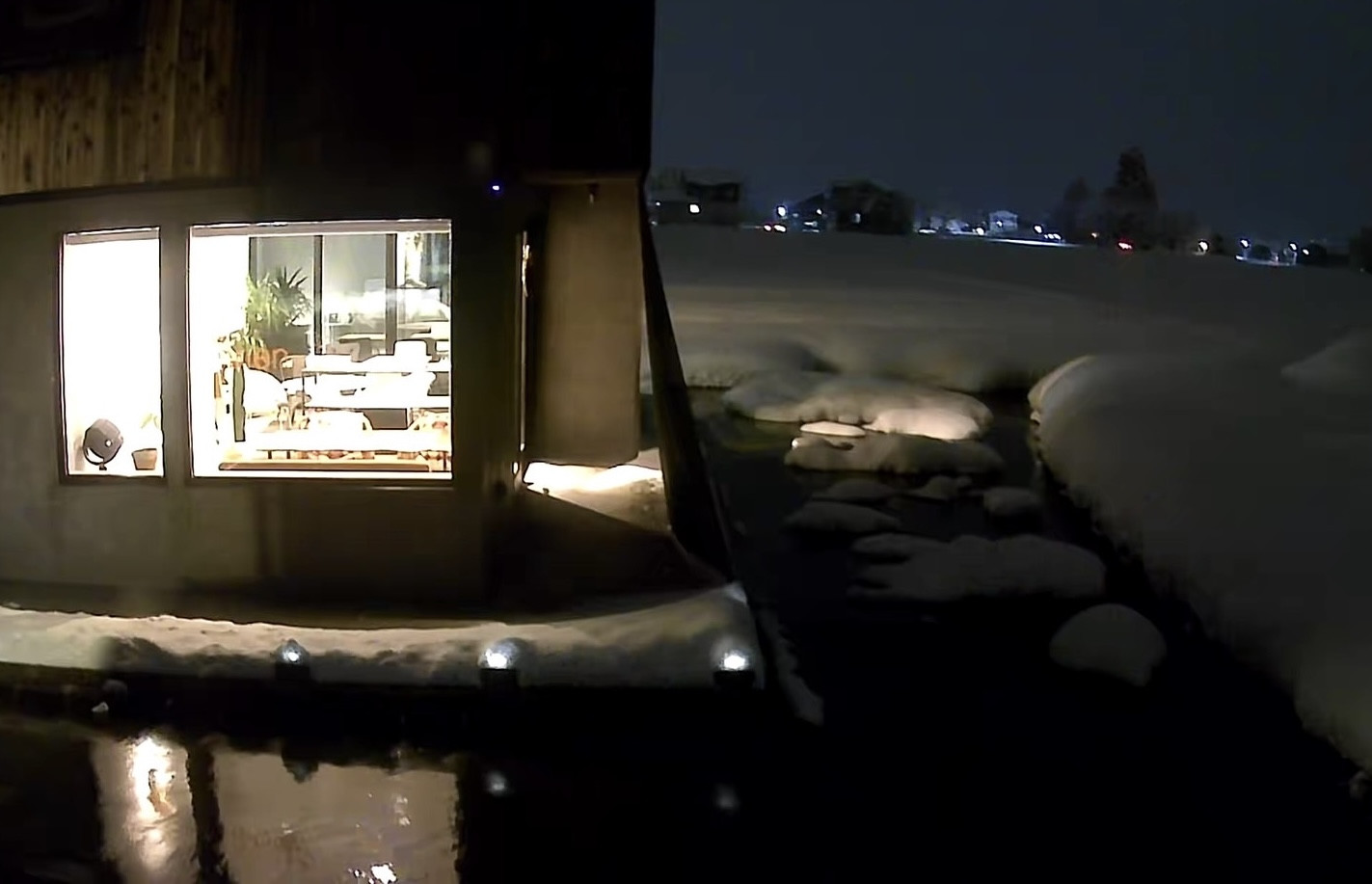 2月も雪積もる中、ゆるっと営業します。