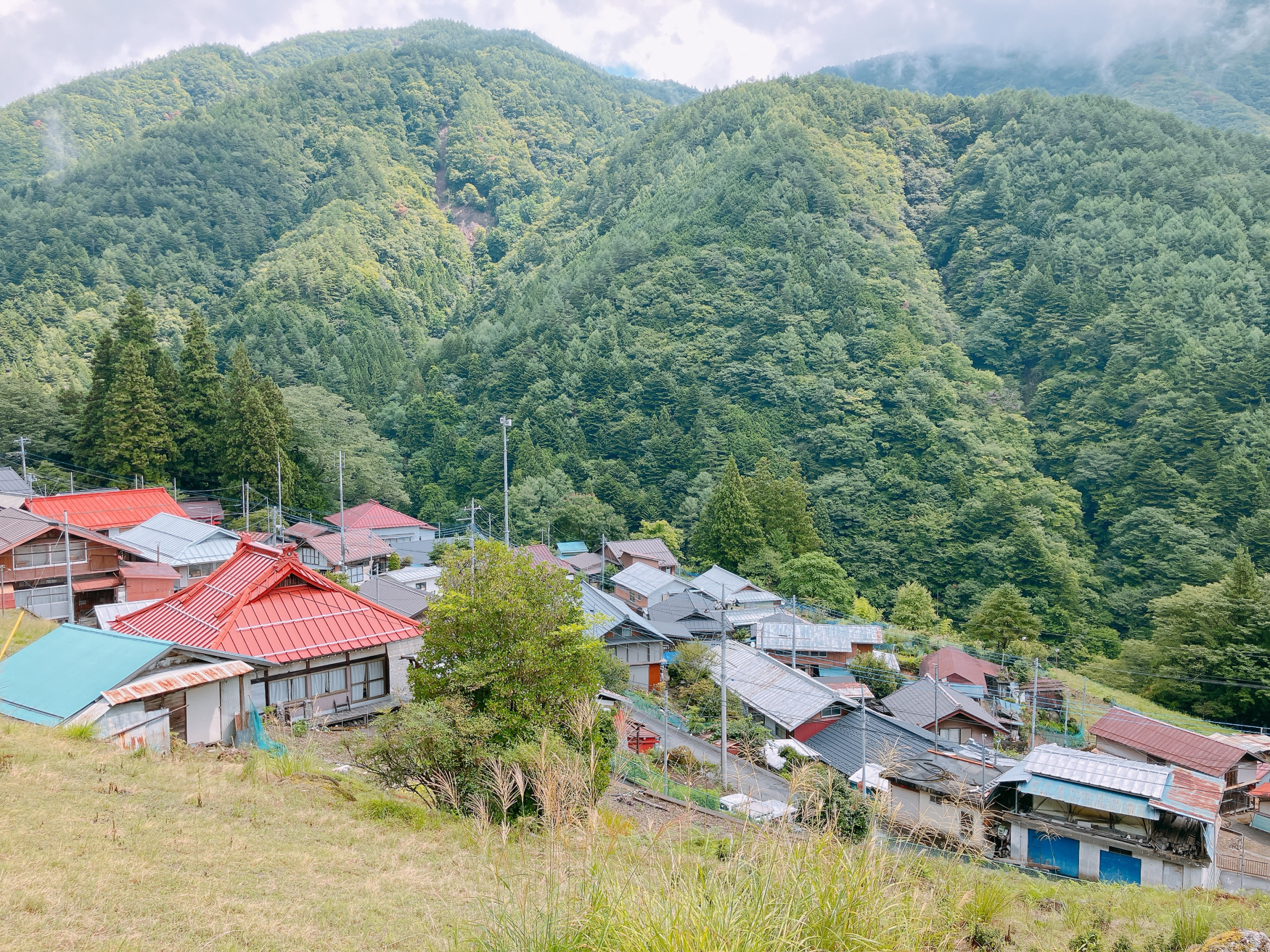 山梨県早川町茂倉集落