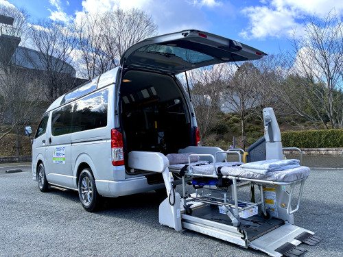 ストレッチャー