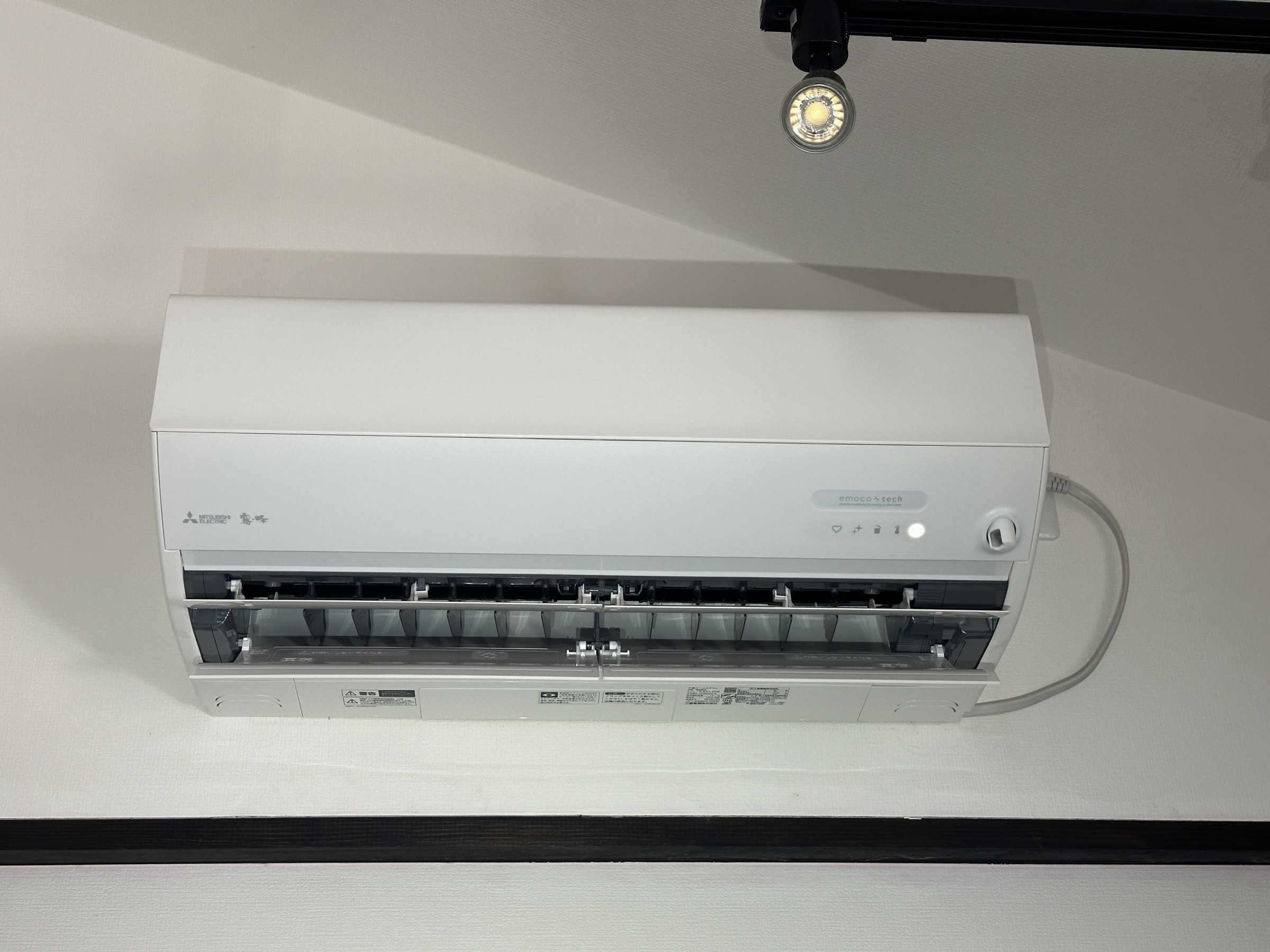 ルームエアコン内機工事