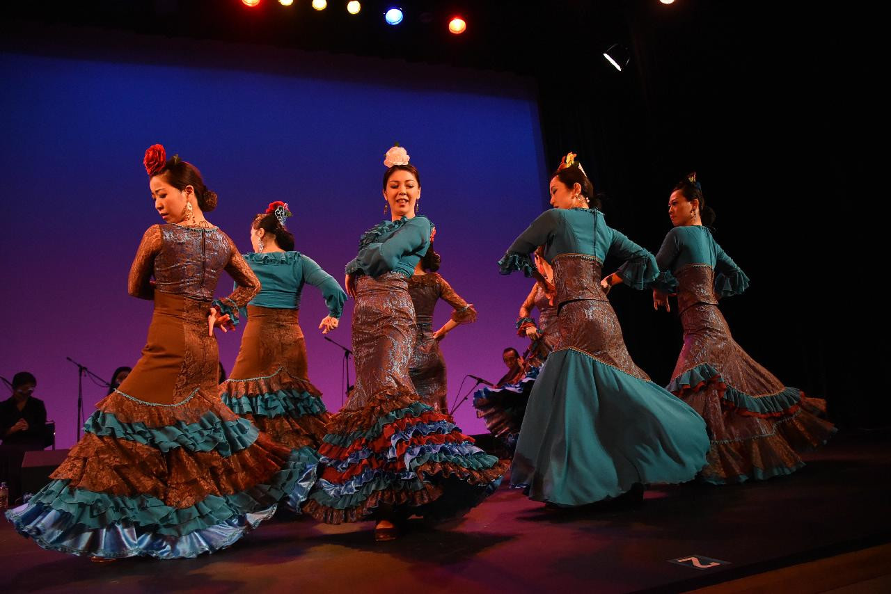 １月中のご入会なら１月または２月のレッスンが通い放題！