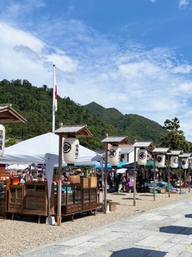 2025.09 出雲大社　祖霊社蚤の市②.jpg
