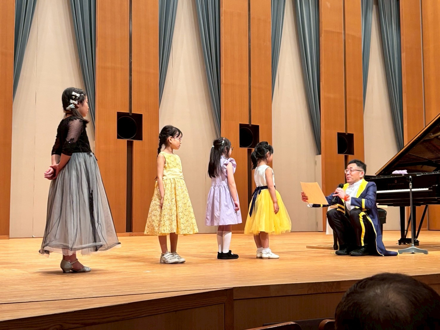 発表会は本物の音楽ホールで！憧れのステージデビュー！