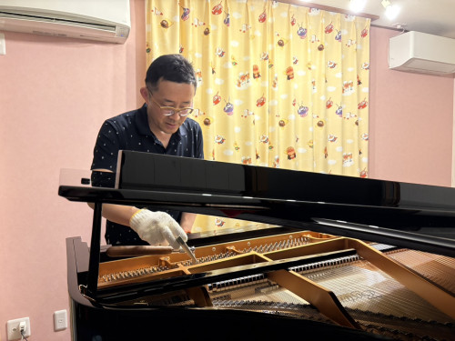 piano.jpg