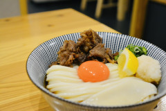 肉ぶっかけうどん
