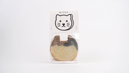 保護猫活動への寄付をご報告します（NPO法人TWFの会様）昨年のクリスマスに、保護猫活動をされている NPO法人 TWFの会 様へ、はじめて寄付をさせていただきましたのでご報告いたします。  ねこラス