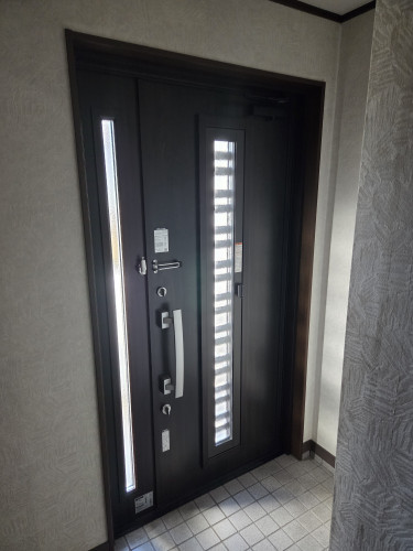 玄関工事後 (2).jpg