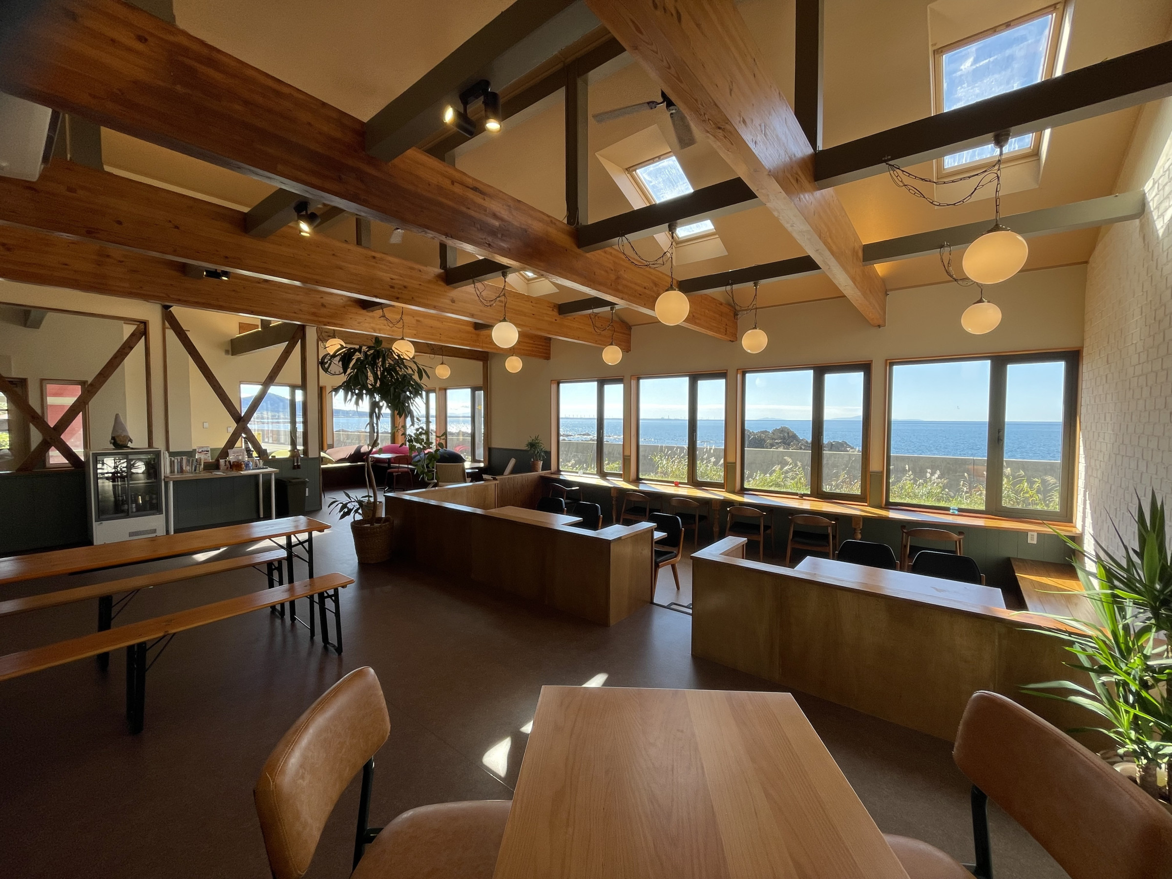 10:30-16:00  気軽に寄れるカフェ&amp;サウナ