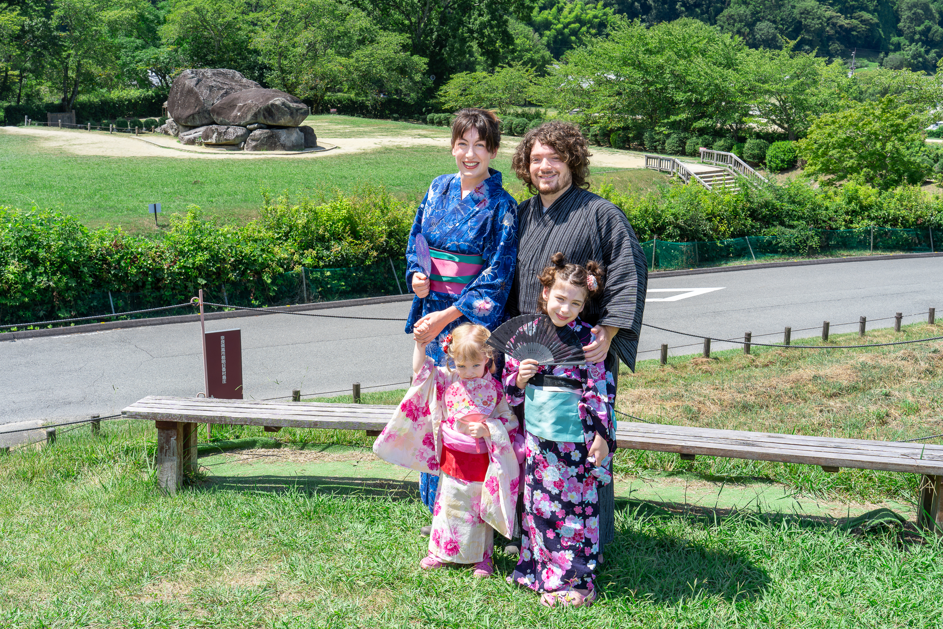 古代の地・明日香村で紡ぐ現代の夢：メーガンさん一家の日本ライフ(A Modern Dream in Ancient Asuka: Megan’s Family Journey in Japan)