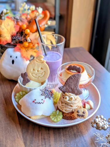 ラビーユハロウィンプレート1.jpg