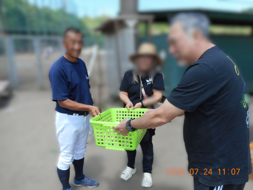 ボカシ済み九産ボール渡し.JPG