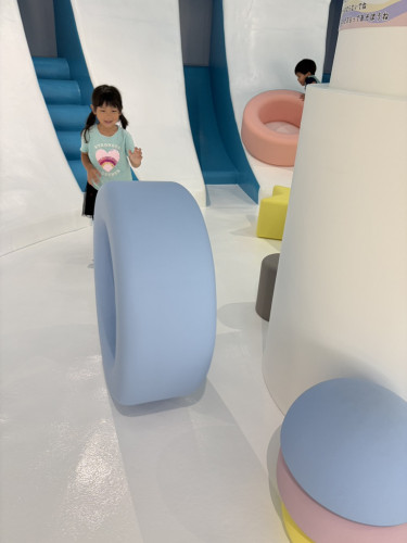 line_oa_chat_260827_130125_group_3.jpg