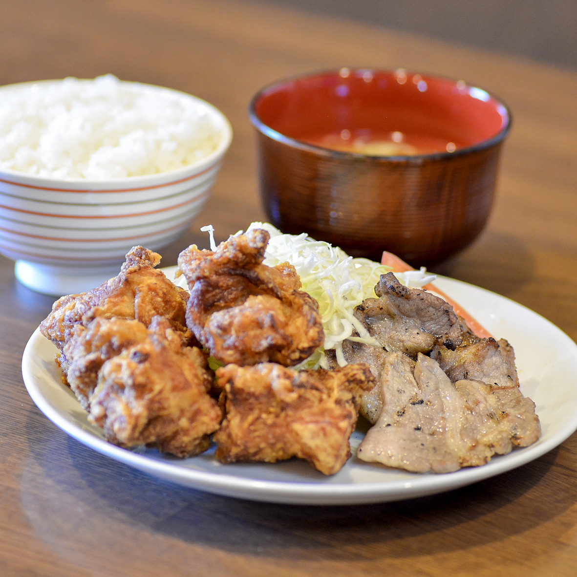 ミックス② 鶏唐揚げ＋豚塩カルビ定食
