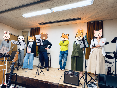動物マスクの音楽リハーサルステージ.png