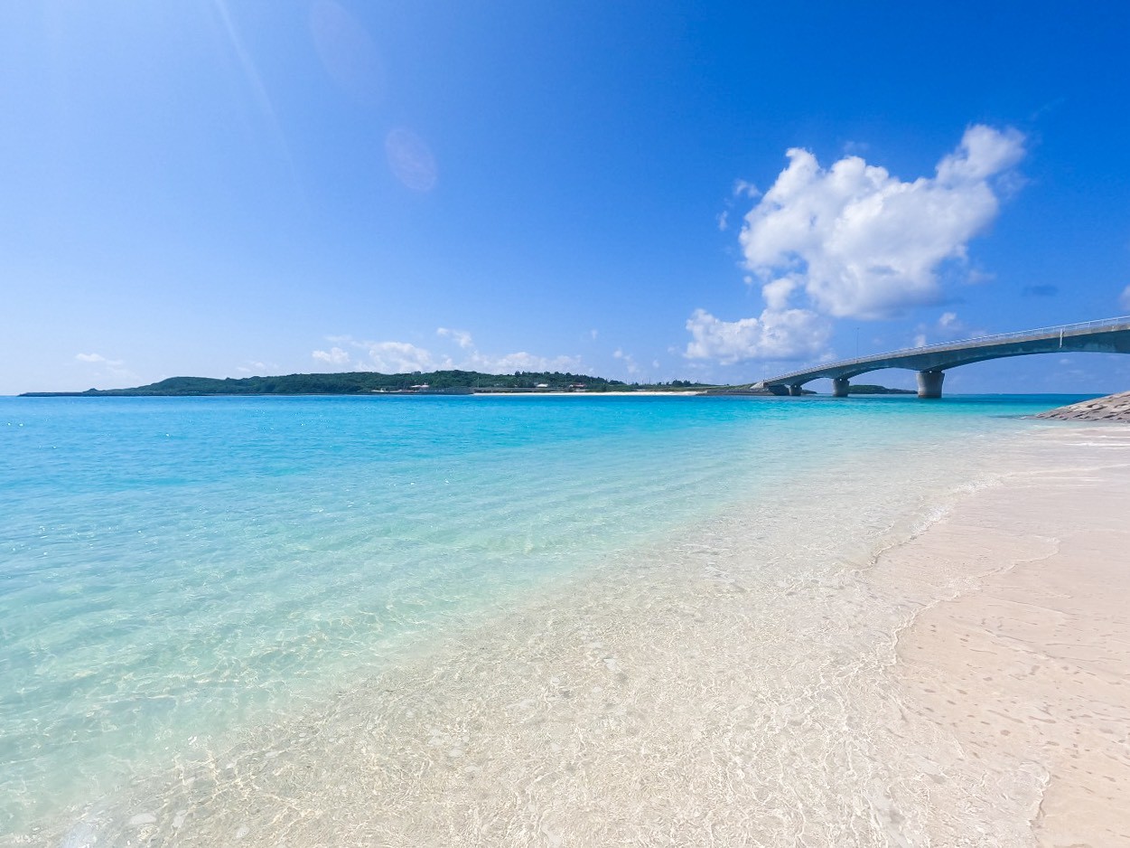 伊平屋島の海
