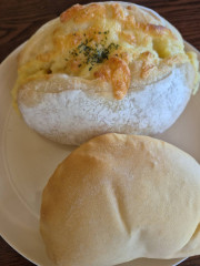 クリームパン