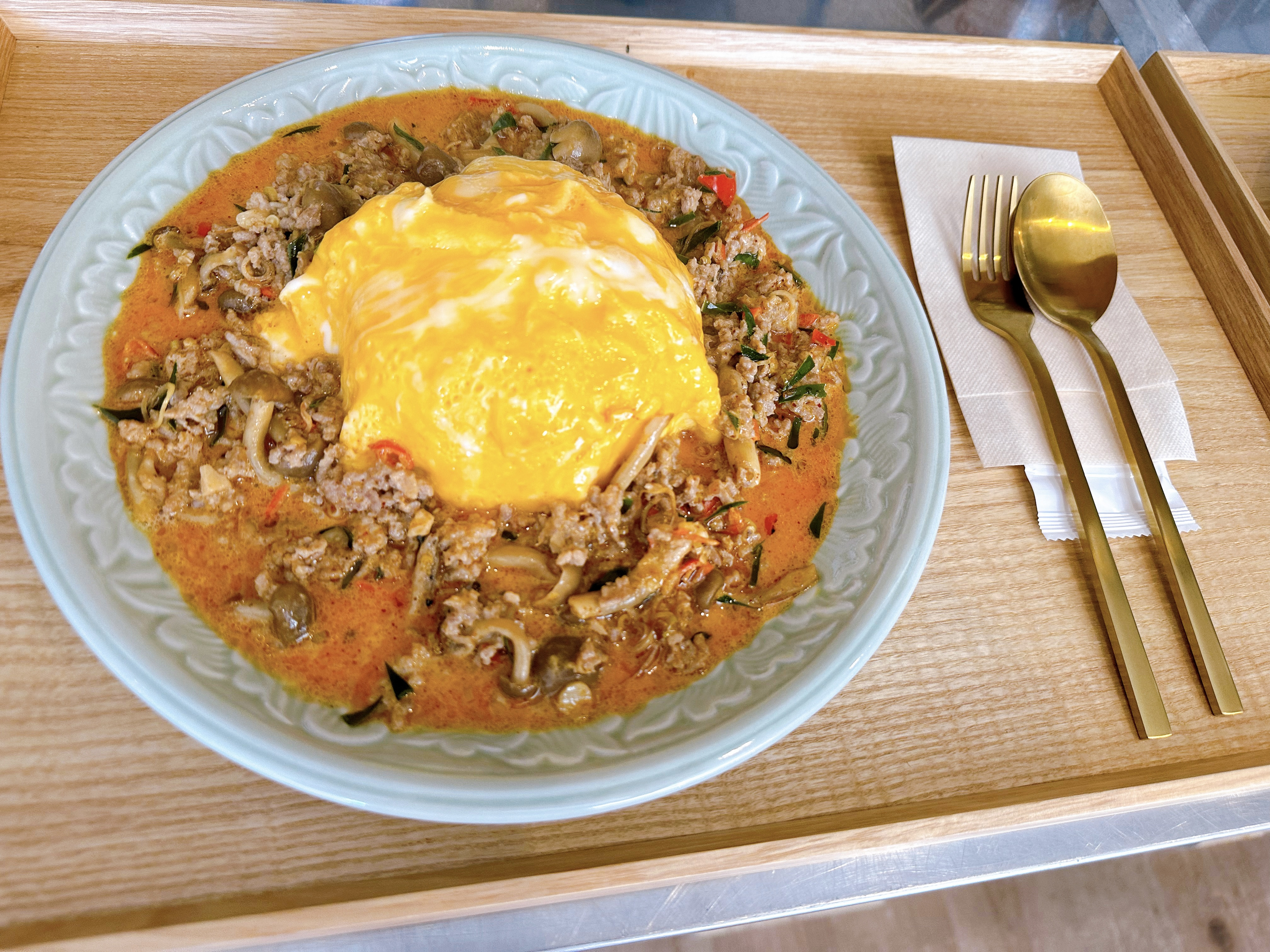 トムヤムオムライス