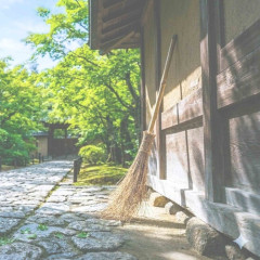おすすめ工務店‐地元密着型‐川辺町‐美濃加茂市‐可児市‐おしゃれ‐新築‐リフォーム‐マッシュデザイン‐マッシュルームカフェ‐垣根‐人気工務店‐建替え‐竹ほうき.jpg