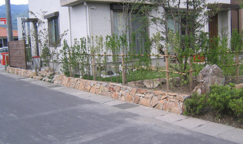 住宅外構.JPG