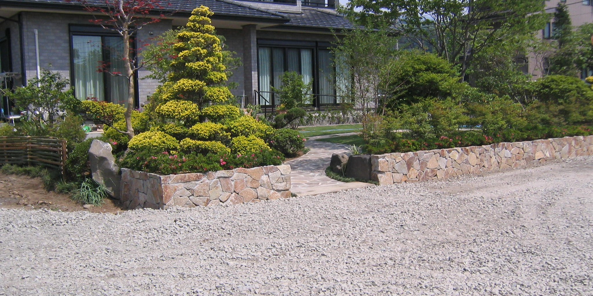 外溝石板.JPG