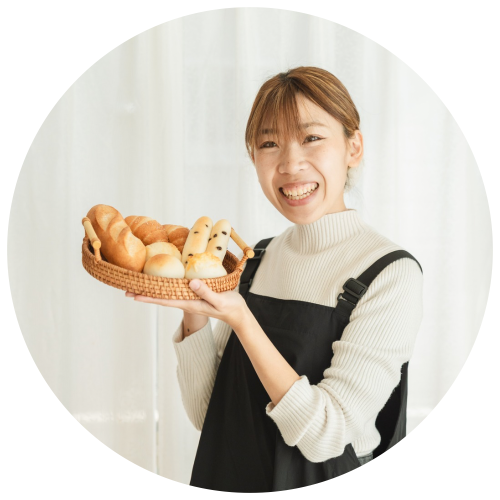 白 赤 ピンク シンプル 写真 プロフィール SNSアイコン.png