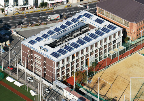 岡山商科大学附属高等学校　教室棟.jpg