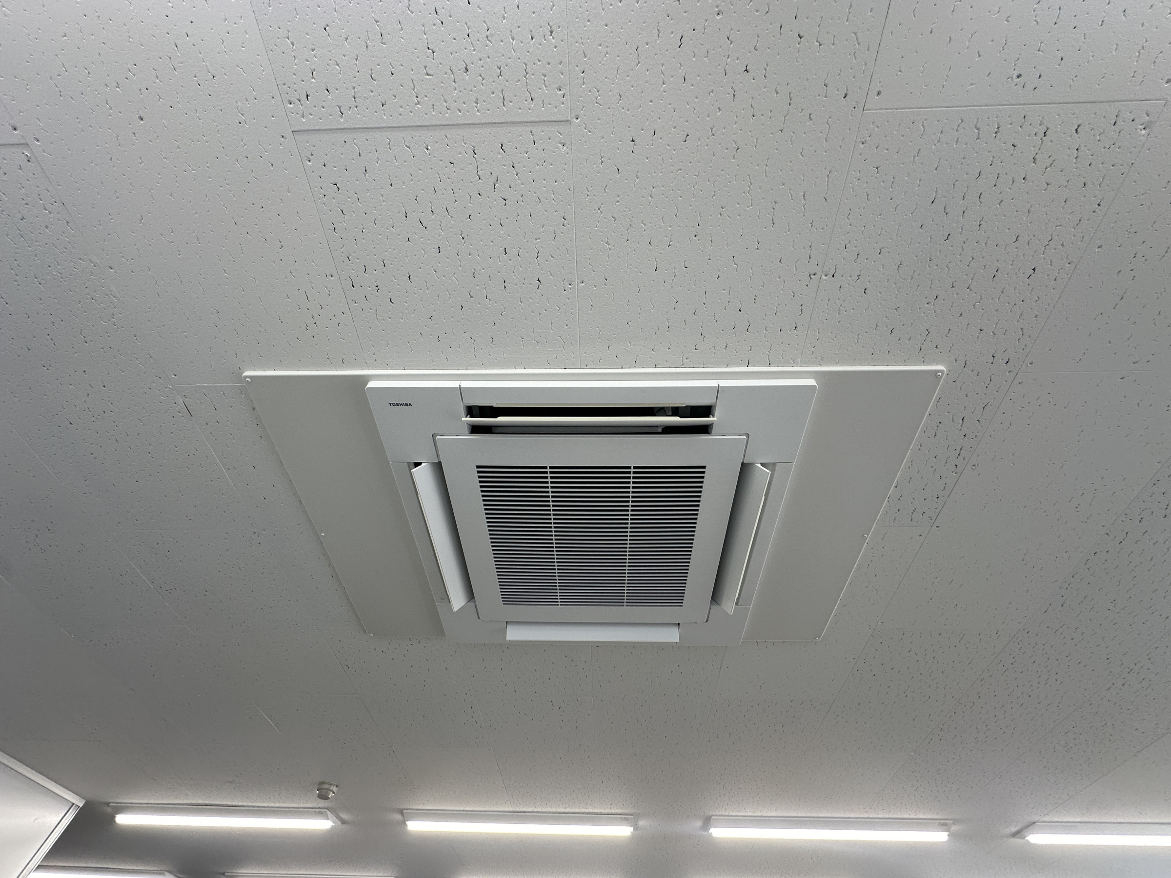 業務用エアコン入れ替え工事