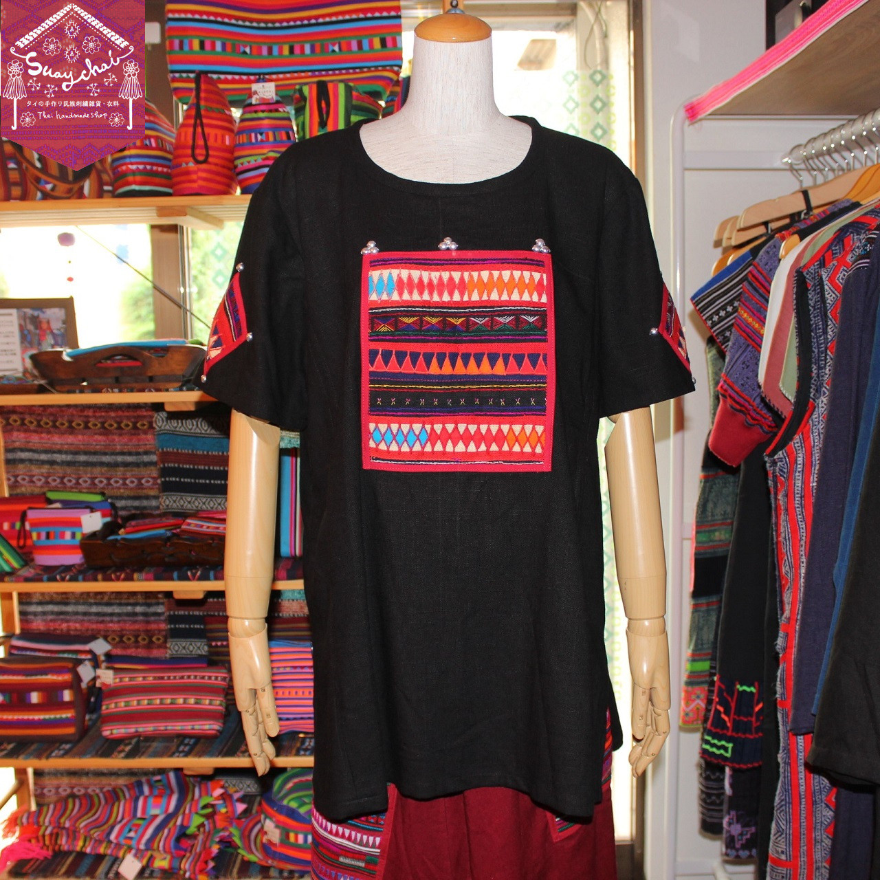 アカ族刺繍半袖トップスが入荷