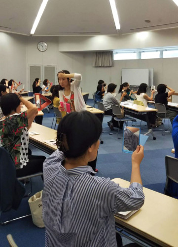 東高顔ヨガ1.jpg