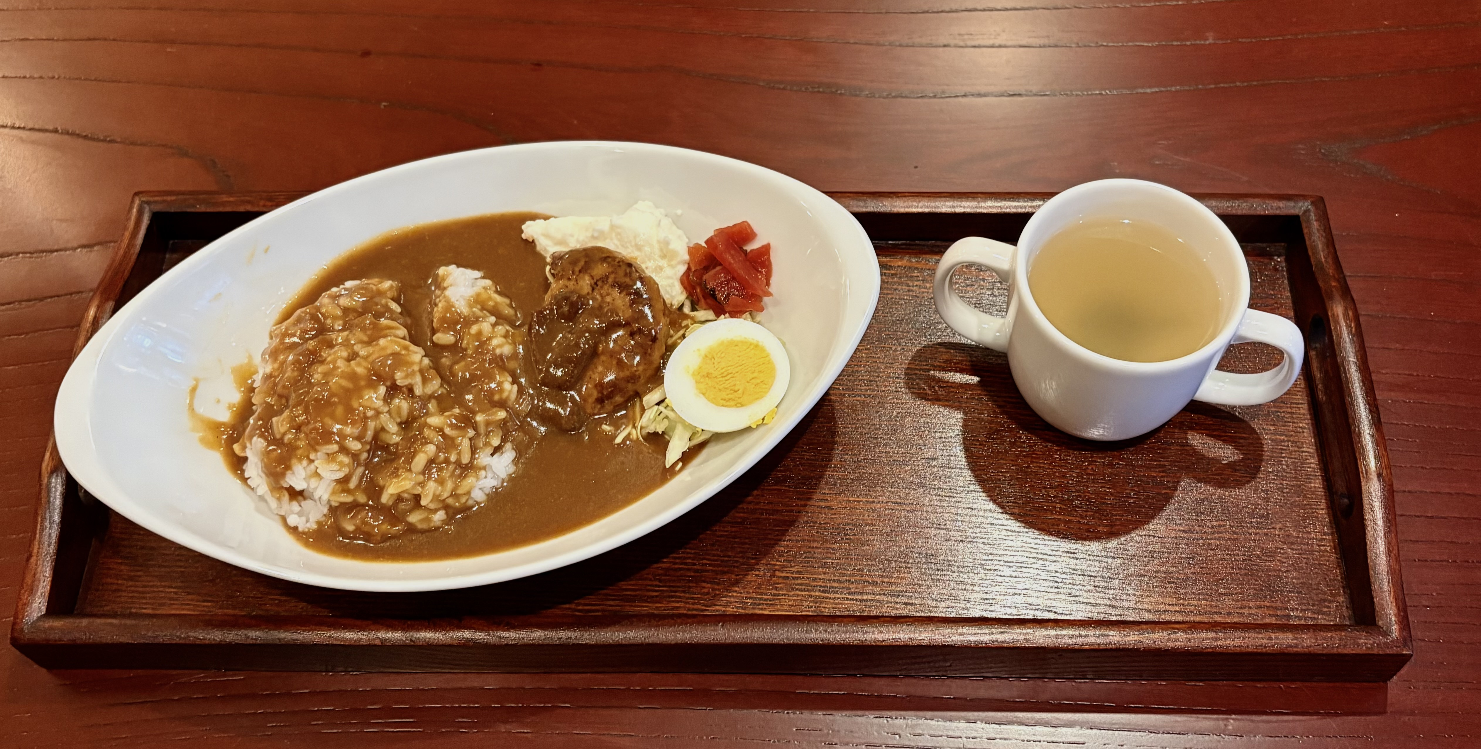 日曜日限定　カレー始めました。