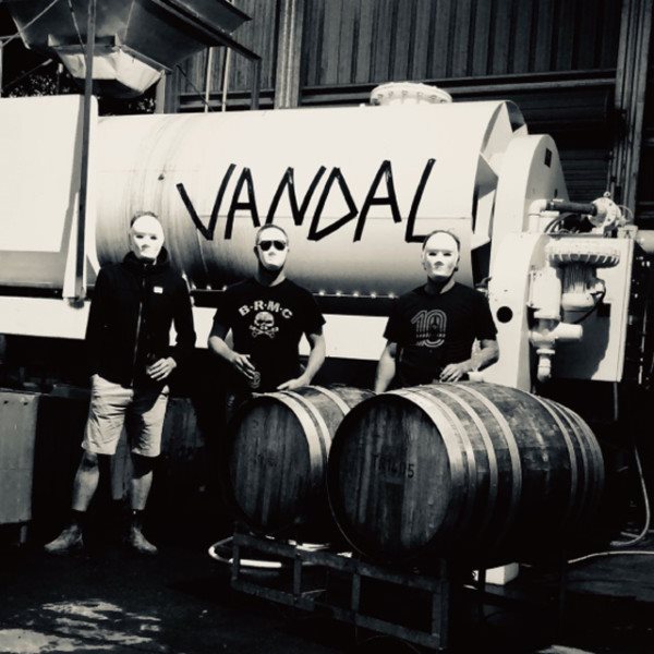 5月15日(金) おーみんのワインZoom『ミステリアスで入手困難な覆面ワイン「ヴァンダル」〜伝統の破壊〜』やります！